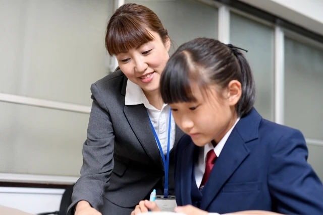 苦手科目を克服して自信を取り戻そう！中学生の定期テスト対策に最適な勉強法を提案